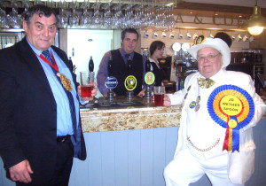 2014_2102_The_Queen_Opening_9_Apr