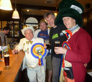 2014_2537_Grapes_Oxford_Mad_Hatter_7_May