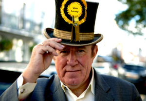 2014_8552_Andrew_Neil